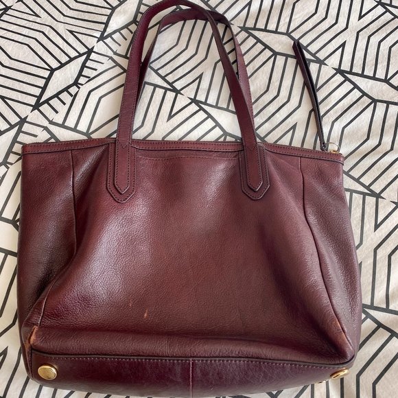 Fossil Red and Purple Leather Tote Bag with Spacious Design - Picture 3 of 5